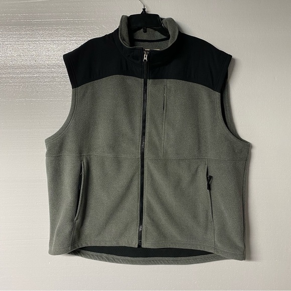 Duluth Trading Company Fleece Vest Men XXL Gray Black Outdoor Hiking Full Zip - Picture 1 of 7